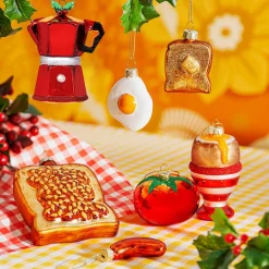 Hot Sass and Belle Beans on Toast Bauble