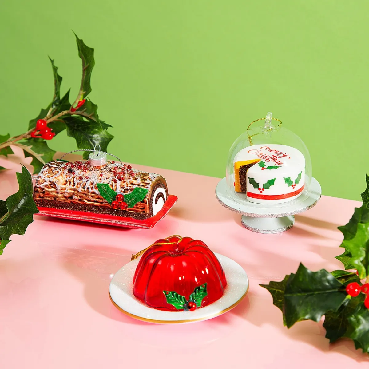 Discount Sass and Belle Christmas Chocolate Log Shaped Bauble
