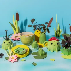 New Sass and Belle Frog Mini Planter