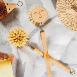 New Sass and Belle Happy Washing Up Brush