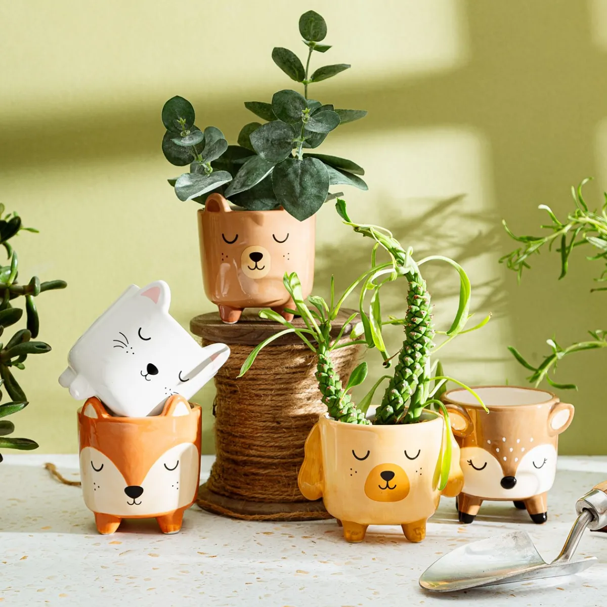 New Sass and Belle Mini Deer Planter on Legs
