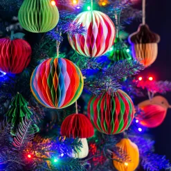 New Sass and Belle Robin Honeycomb Paper Hanging Decoration