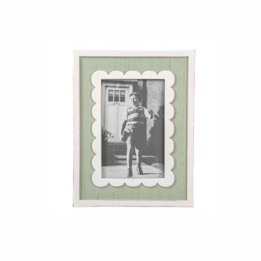 Outlet Sass and Belle Scalloped Green Photo Frame