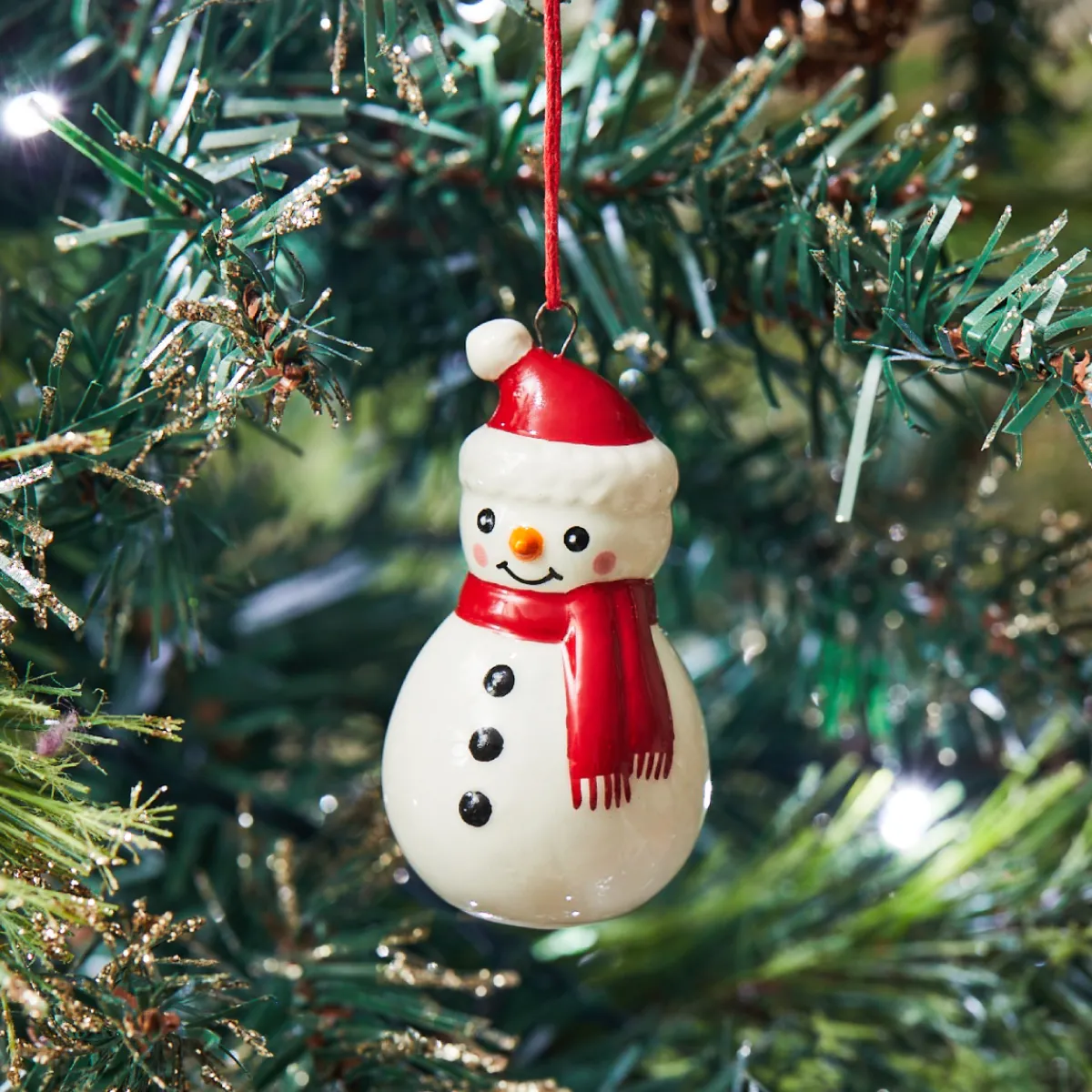 New Sass and Belle Snowman Shaped Ceramic Hanging Decoration